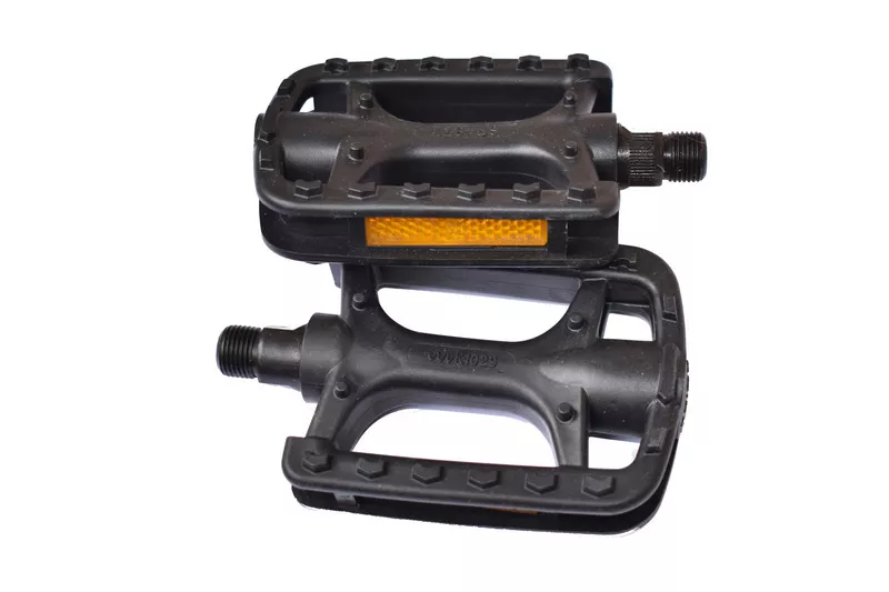 Pedály plastové pro mopedy Babetta a Stadion Neuveden