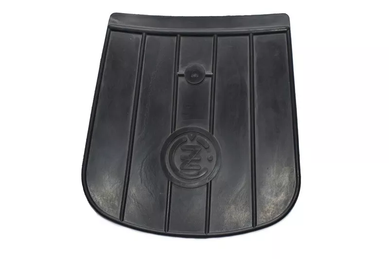 Zástěrka ČZ - velká – lapač nečistot s logem ČZ Neuveden